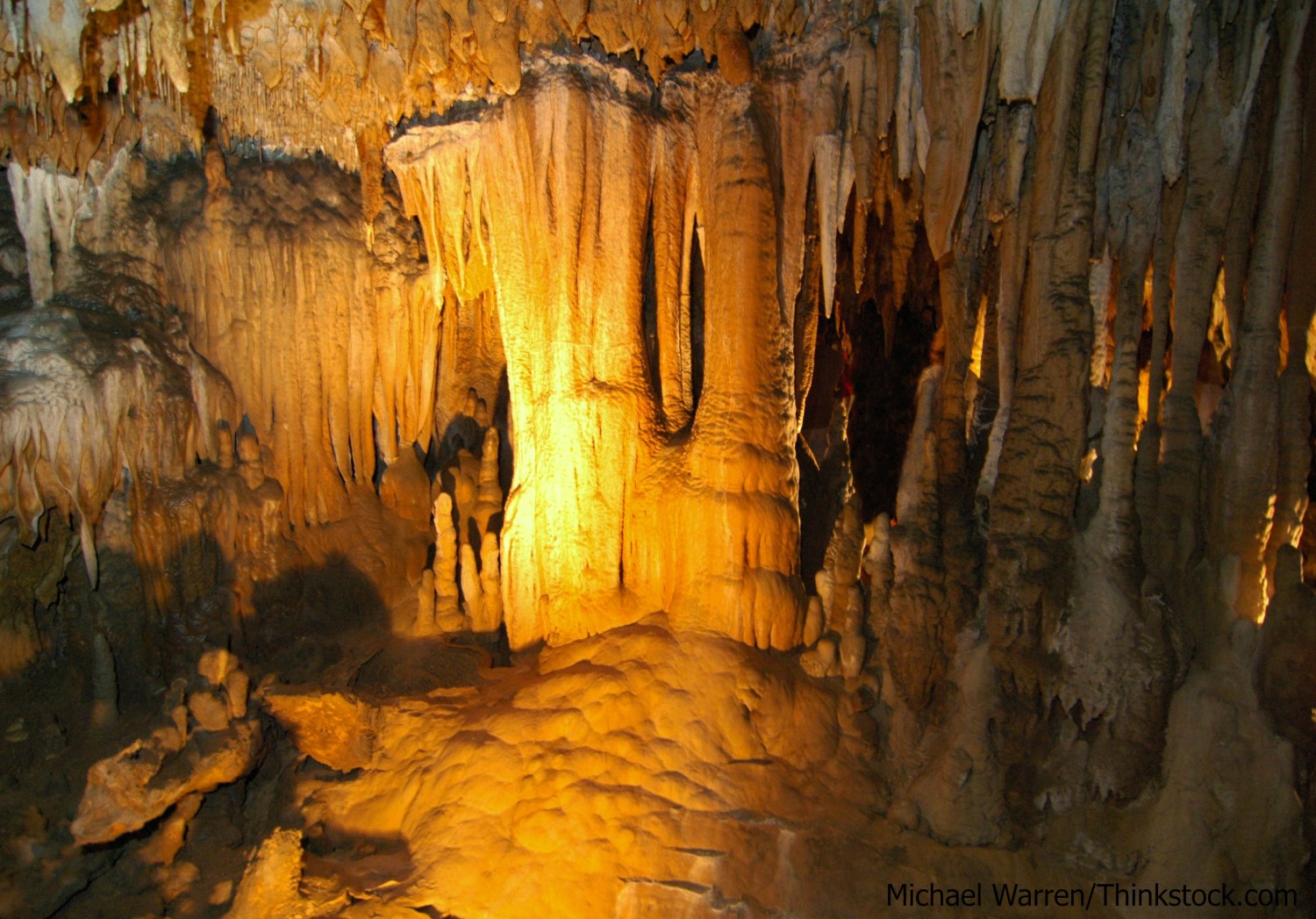How to Have an Amazing Time While Visiting Talking Rocks Cavern