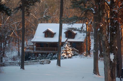 Winter cabin in Branson MO