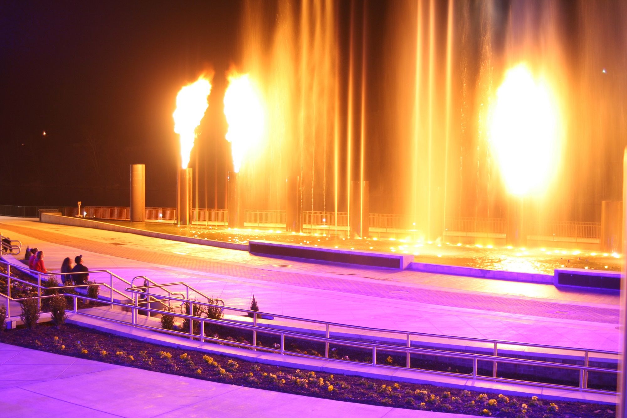 The Branson Landing Fountains Show Will Blow Your Mind Rent Branson