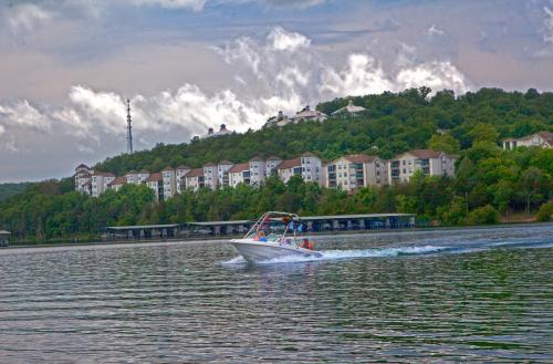 Ozark Mountain Resort Vacation Rentals in Branson Missouri